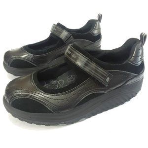 Skechers Shape-Ups Mary Janes